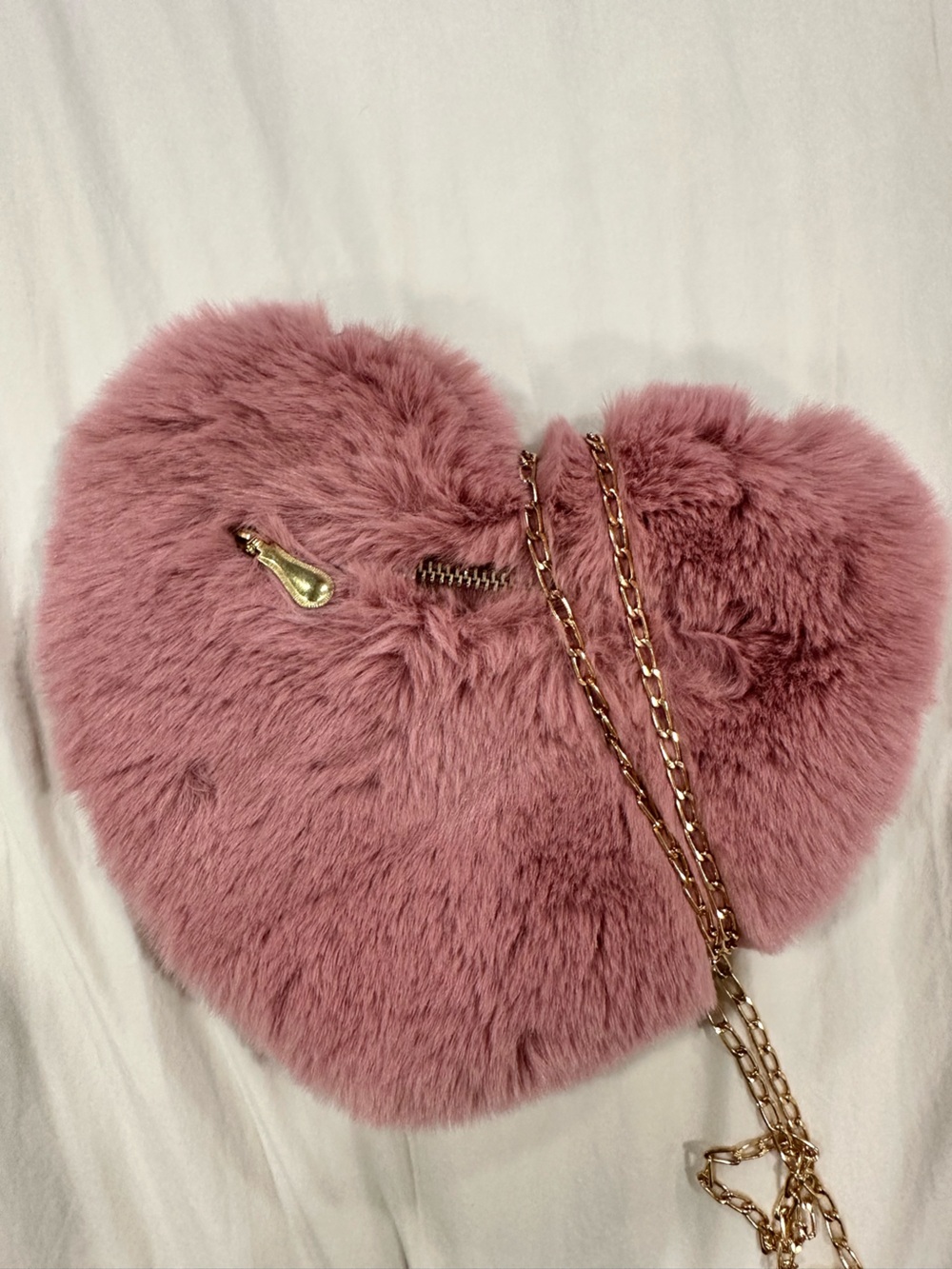 Faux Fur Pink Heart Shoulder Bag with Gold Chain